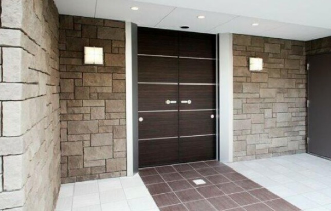 エントランス　建物の内部です