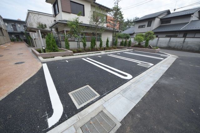 駐車場　★敷地内駐車場スペースです★