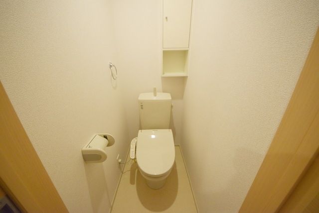 トイレ　★温水洗浄便座付トイレです★