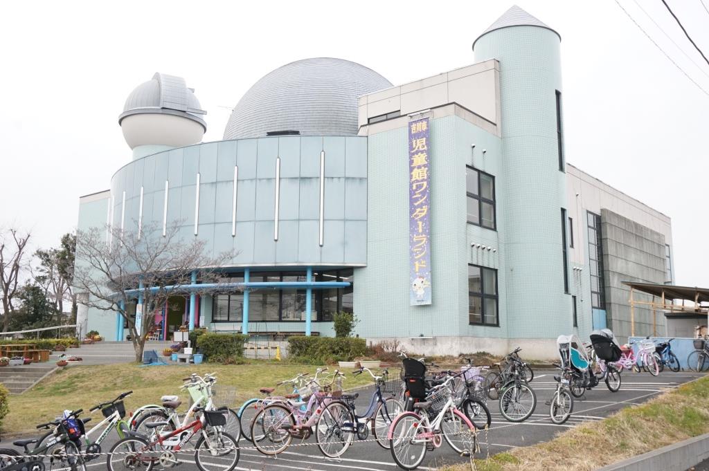 その他　吉川市児童館ワンダーランド（その他）まで444m