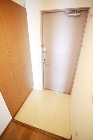 玄関　★大型シューズボックス付きの玄関★