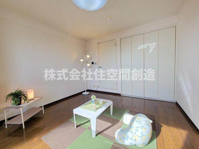 居室・リビング　※同タイプの写真となり、実際のお部屋とは異なる場合があります