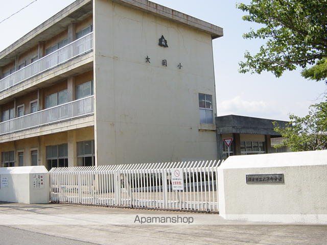 その他　大岡小学校（その他）まで330m
