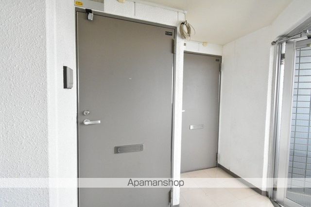 地下鉄南北線 中の島駅 徒歩5分 11階建 築38年の外観写真