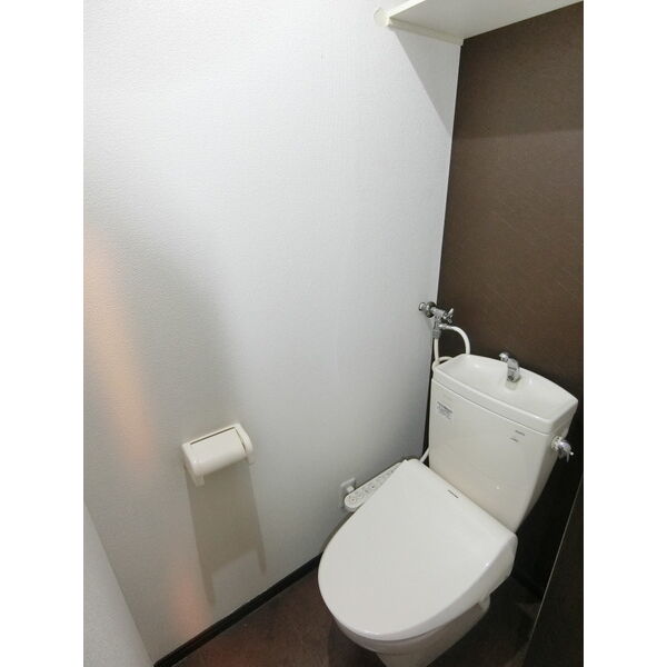 トイレ　清潔感のあるトイレです