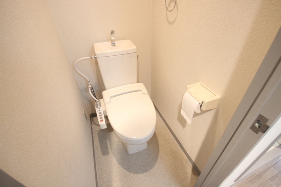 トイレ　※別部屋の写真です