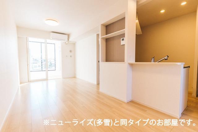 居室・リビング　※同タイプ