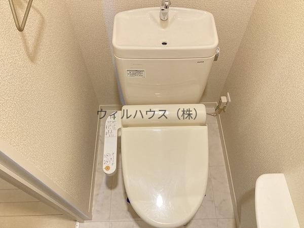 トイレ　ウォシュレット！