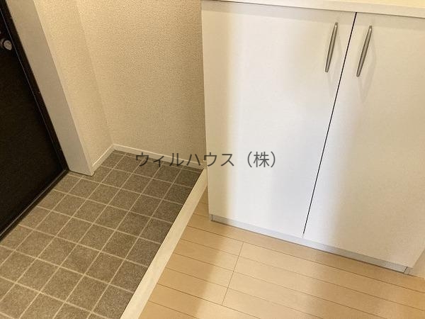 玄関　シューズボックス！