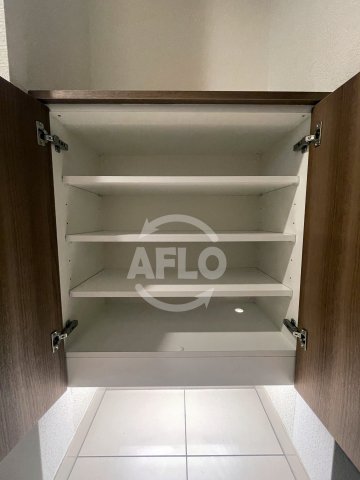 収納　レジュールアッシュ大阪城ノルド　シューズボックス