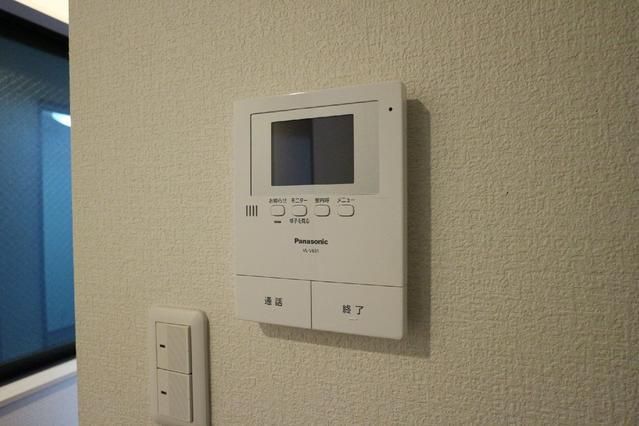 セキュリティ　☆安心のTVモニター付きインターホン☆