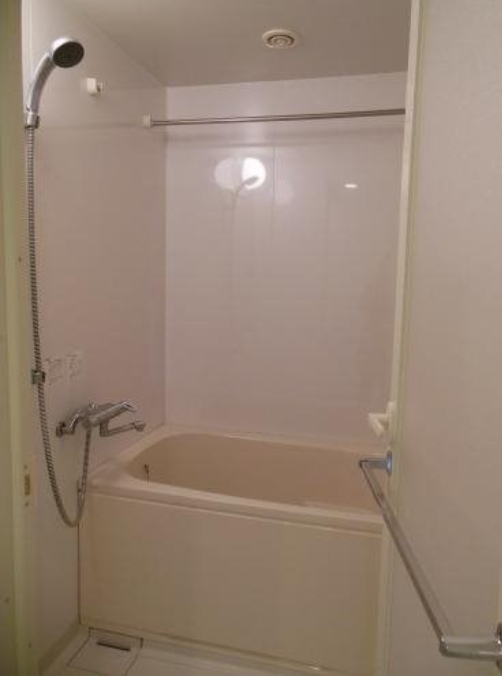 バス・シャワールーム　他部屋参考のお写真です