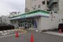 コンビニ　ファミリーマート かるぽーと前店（コンビニ）まで667m