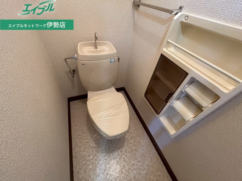 トイレ　同物件別室画像