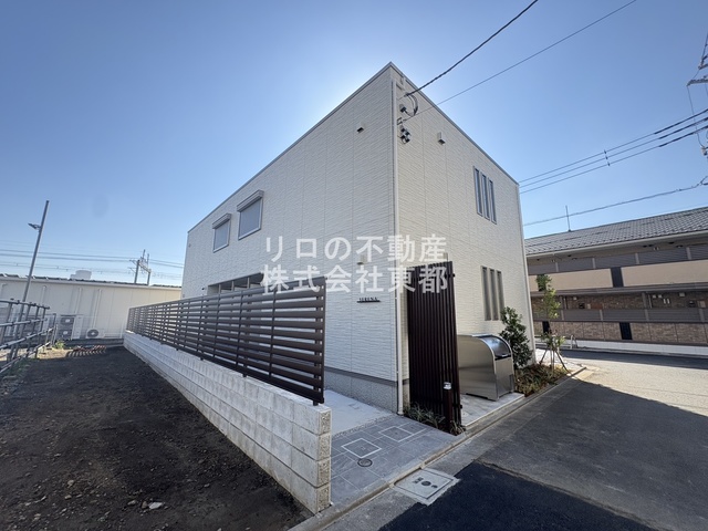 建物外観　新築★インターネット使用料無料なお部屋です。