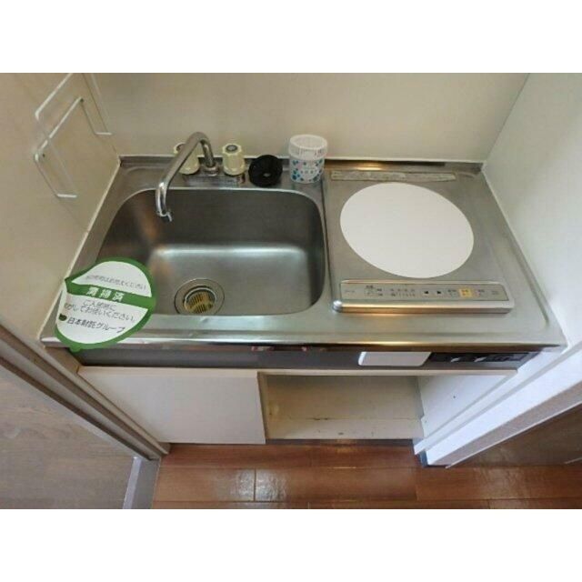 キッチン　※他号室写真使用