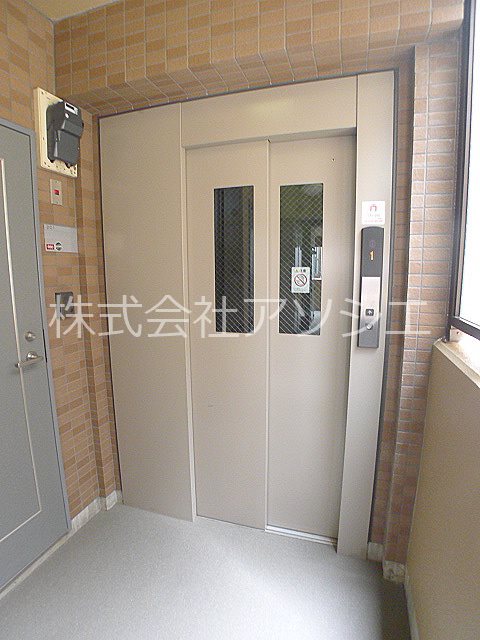その他共有部分　エレベータ完備
