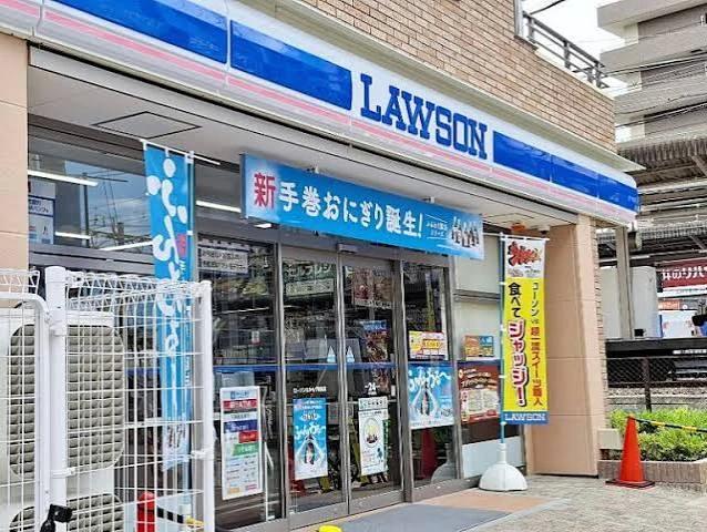 コンビニ　ローソン なかもず駅西店（コンビニ）まで400m