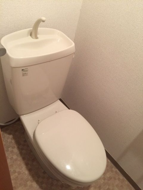 メゾンカルムのトイレ写真