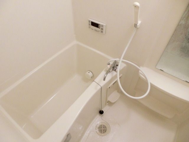 バス・シャワールーム　浴室乾燥機付き