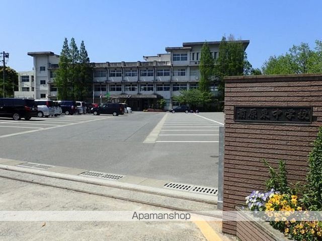 中学校　前原東中学校（中学校）まで1703m