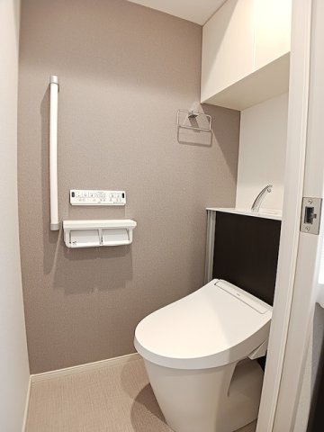 トイレ　清潔感のあるトイレです
