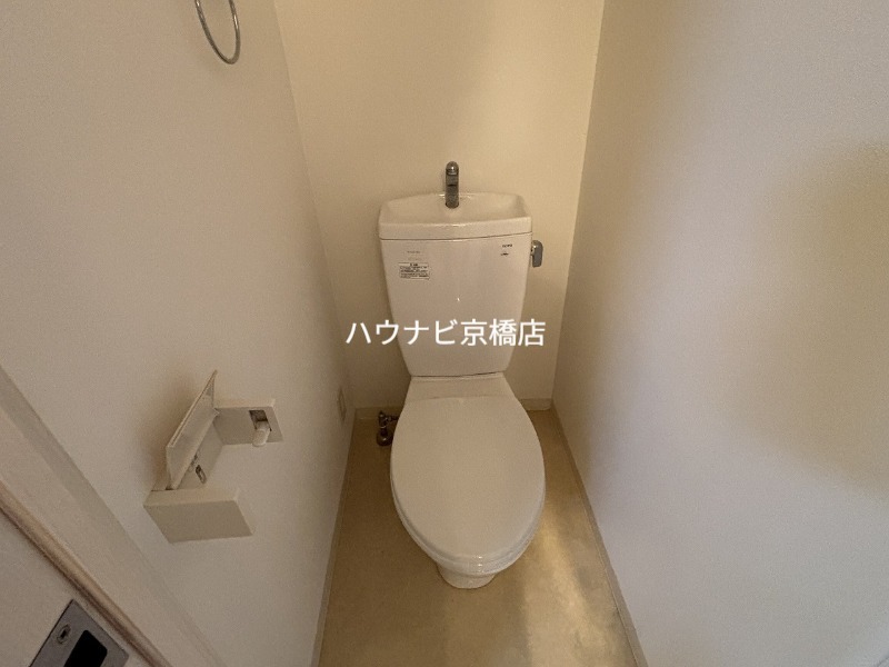 地下鉄谷町線 千林大宮駅 徒歩8分 7階建 築19年のトイレ写真