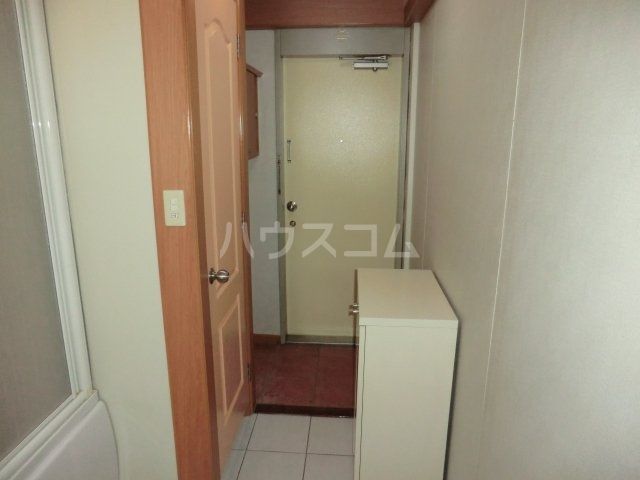 エストライフ八王子の玄関写真