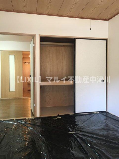 収納　押入