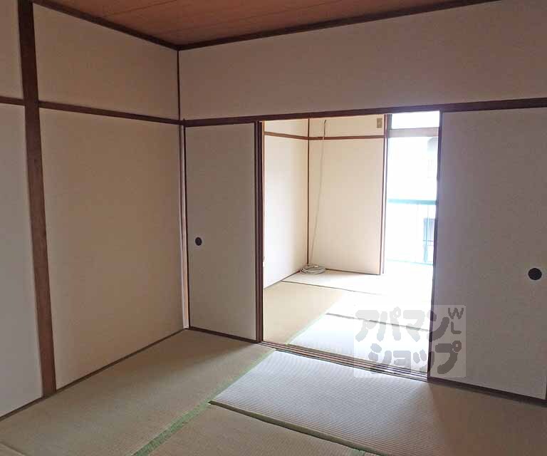 居室・リビング　日当りよしです！