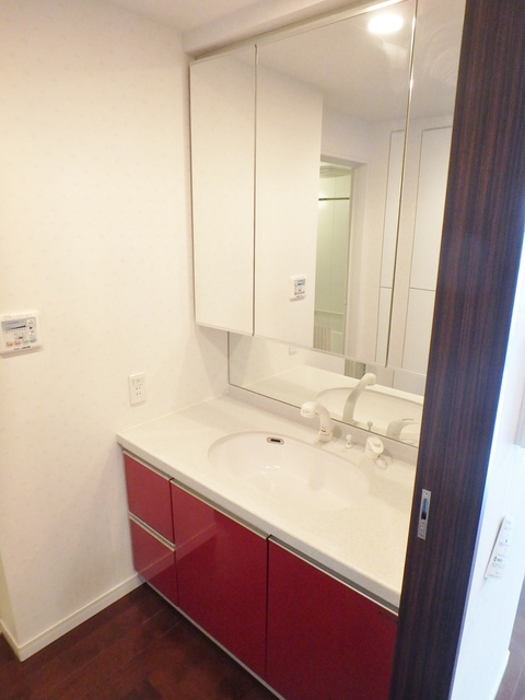 洗面設備　他のお部屋の御写真です。参考画像。