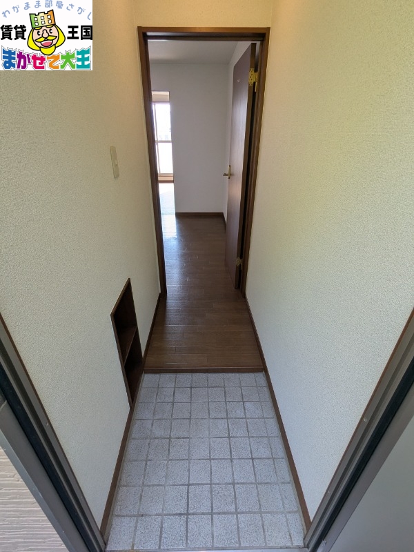 アークヒルズ昭和町の玄関写真