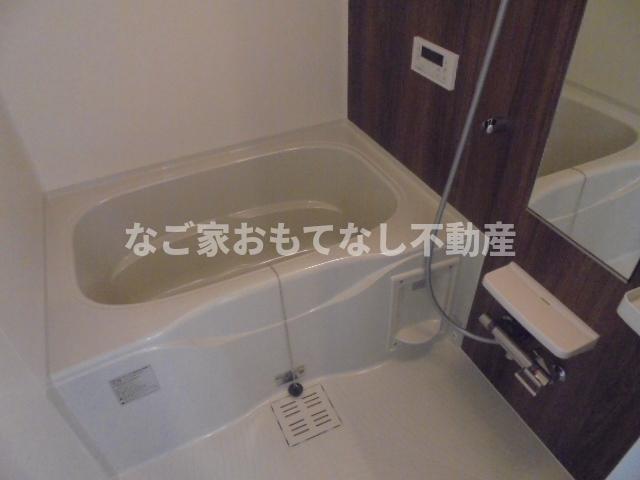 キャラ東海の風呂写真