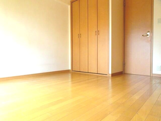 居室・リビング　ゆったり過ごせる居間です