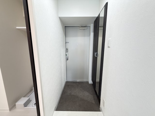 玄関　201号室と同タイプ
