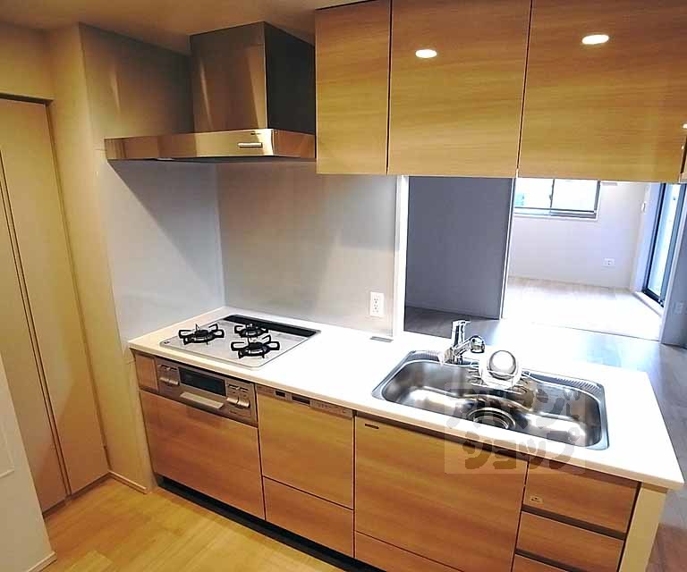 プレミスト京都御池通のキッチン写真