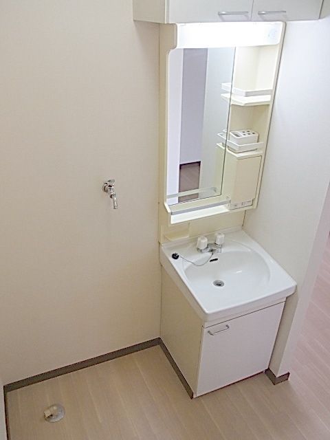 洗面設備　★独立洗面台　室内洗濯機置場★