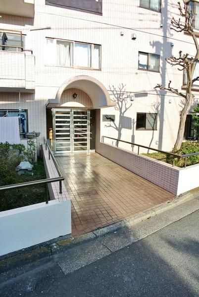 エントランス　☆入口☆