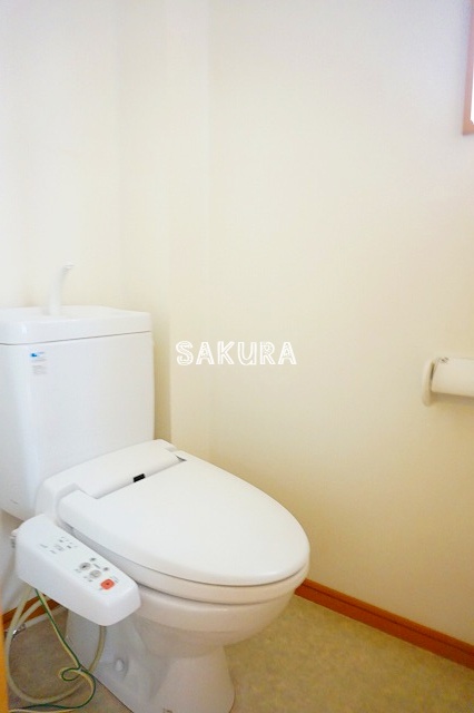 オーチャードコート丸子通2丁目IIのトイレ写真