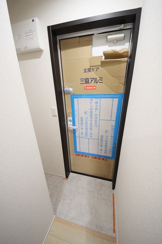 フジパレス神田北通の玄関写真