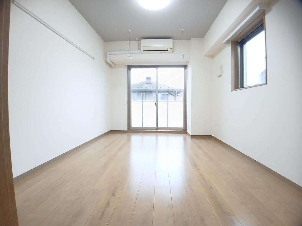 JR仙石線・小鶴新田駅 徒歩13分の居間写真