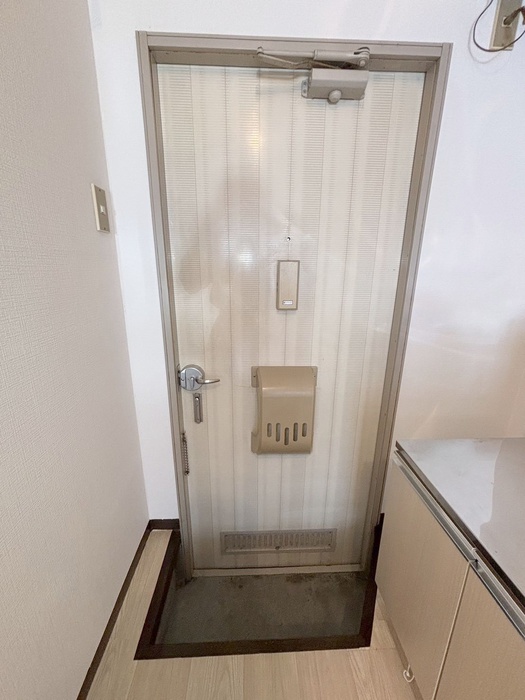 ハイム栄の玄関写真
