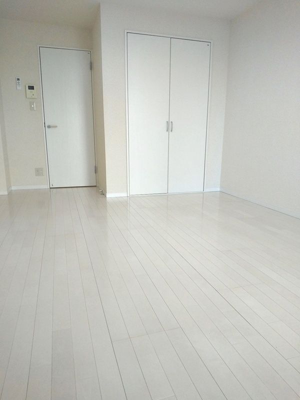 京急本線 立会川駅 徒歩3分 5階建 築16年の内装写真