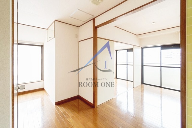 居室・リビング　洋室のお部屋です。