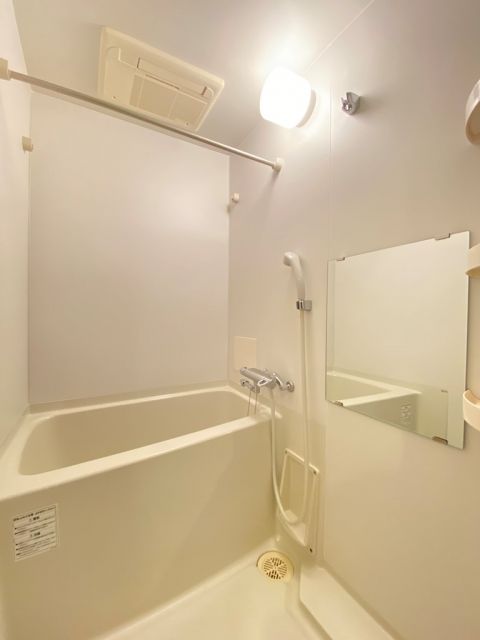地下鉄御堂筋線 東三国駅 徒歩3分 9階建 築20年の風呂写真