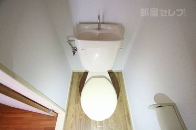 トイレ　別号室室内参照