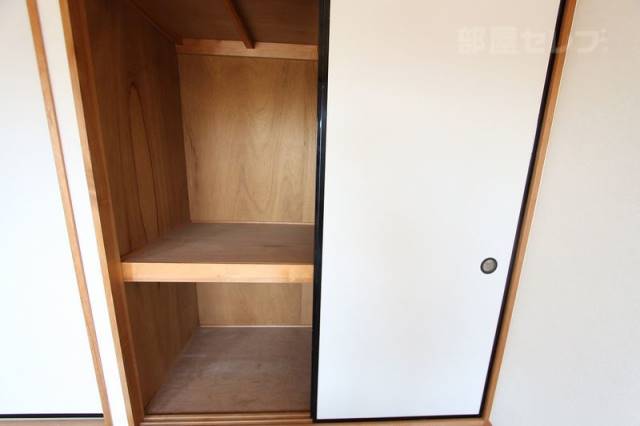 収納　別号室室内参照