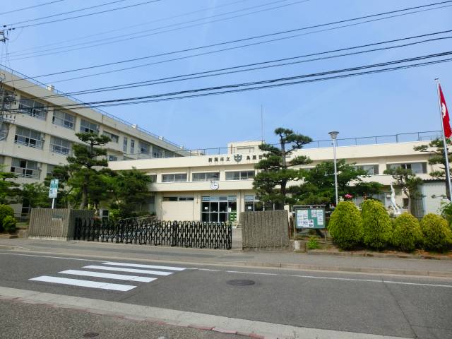 中学校　新潟市立鳥屋野中学校（中学校）まで2042m