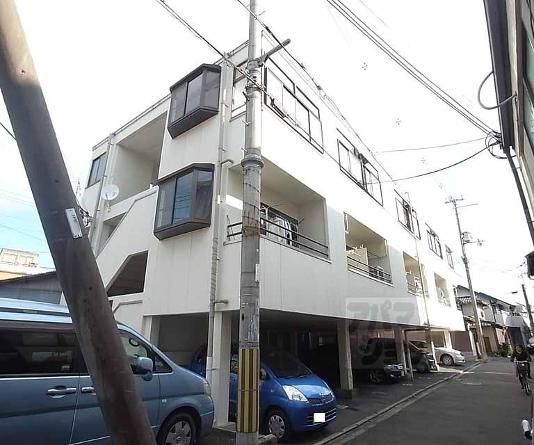 プチシャトー紫野の外観写真