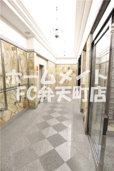 シャトー弁天参番館の外観写真
